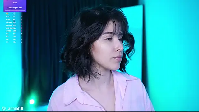 Snapshot of anniehillofficial chatting on 03-05-25, 09:04 anniehillofficial online show from 03-05-25, 09:04