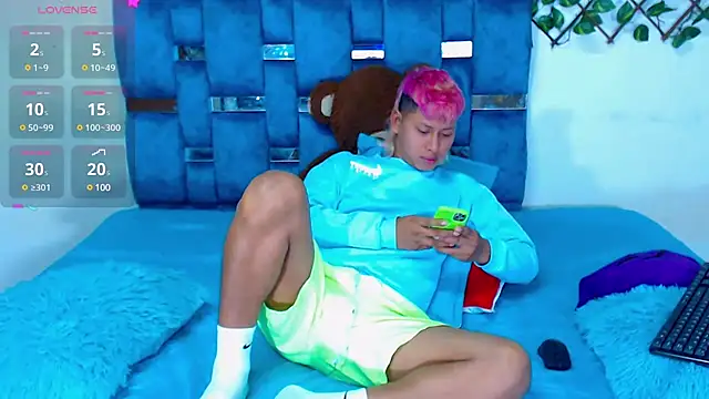 Hakim prettynigg online show from 01-05-25, 06:24