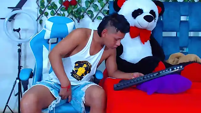 Hakim prettynigg online show from 10-23-25, 05:12