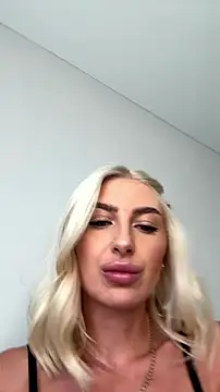Mia Roxie online show from 07-08-26, 02:38