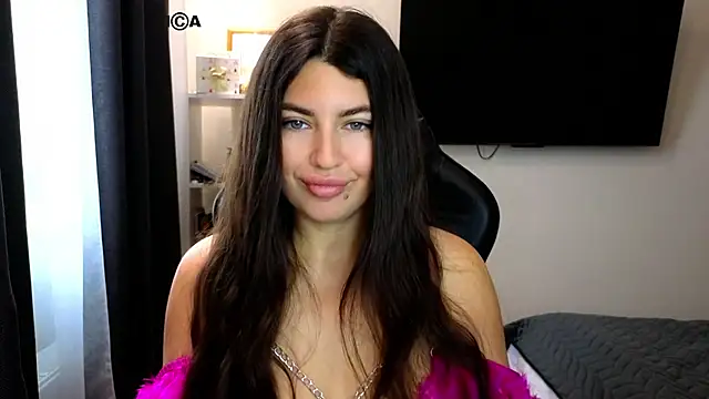 gracedorce online show from 10-06-25, 02:42