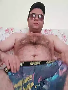 Snapshot of fraud705 chatting on 12-25-24, 12:05 fraud705 online show from 12-25-24, 12:05