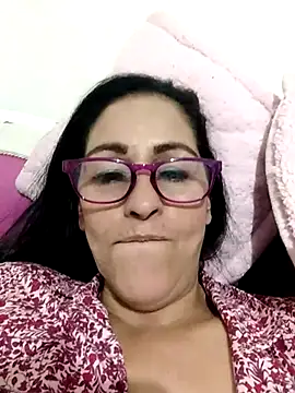 Snapshot of _Scarlett_Sweet chatting on 02-14-25, 06:02 Scarlett Sweet online show from 02-14-25, 06:02