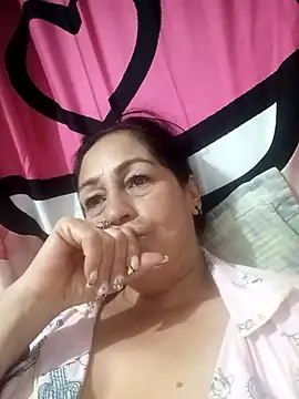 Snapshot of _Scarlett_Sweet chatting on 11-04-25, 06:12 Scarlett Sweet online show from 11-04-25, 06:12