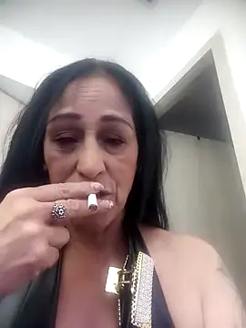 Snapshot of _Scarlett_Sweet chatting on 11-29-25, 03:53 Scarlett Sweet online show from 11-29-25, 03:53