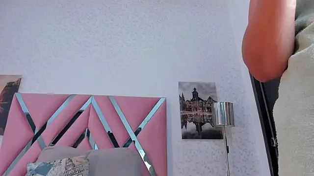 Snapshot of veronica_salas chatting on 11-07-25, 07:36 veronica salas online show from 11-07-25, 07:36