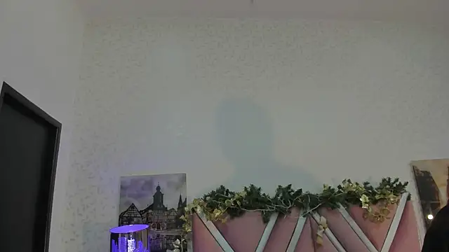 Snapshot of veronica_salas chatting on 11-23-25, 02:06 veronica salas online show from 11-23-25, 02:06