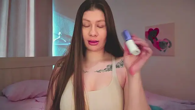 JuicyHelenX online show from 03-07-26, 01:30