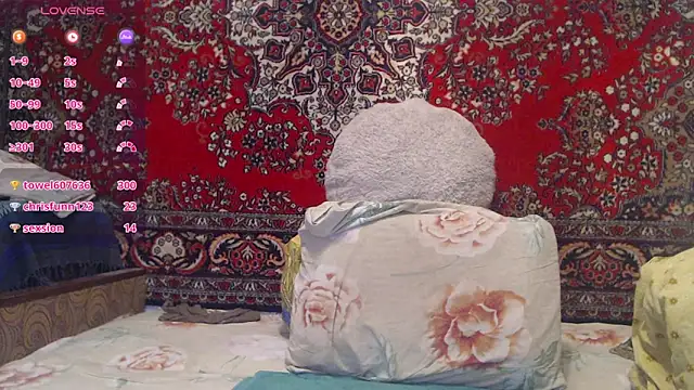 Snapshot of Sandra_Carina chatting on 09-14-25, 07:24 Sandra Carina online show from 09-14-25, 07:24