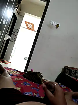 rajstrip12650 online show from 03-04-25, 01:28