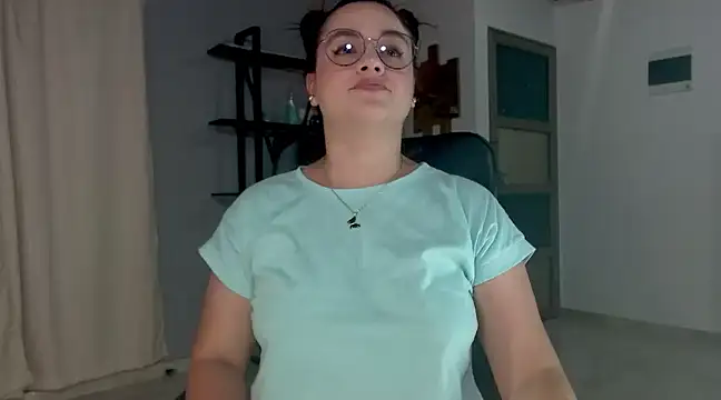 maela1 online show from 12-20-24, 04:20