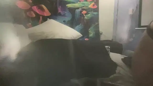 Snapshot of Fr4nk1eFFuxxx chatting on 03-12-26, 02:18 Fr4nk1eFFuxxx online show from 03-12-26, 02:18