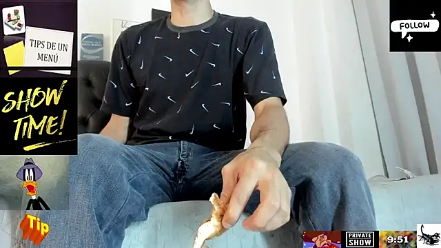 Snapshot of JohanyLatino chatting on 03-04-25, 09:00 JohanyLatino online show from 03-04-25, 09:00