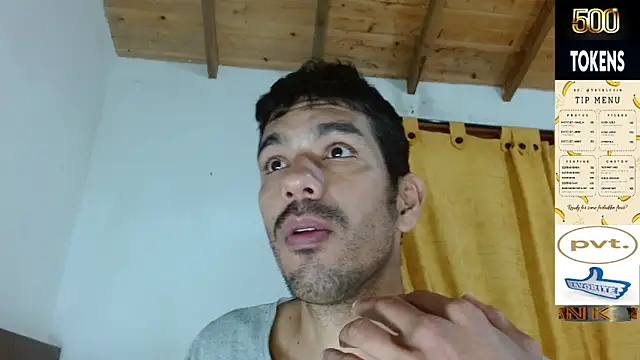 Snapshot of JohanyLatino chatting on 05-18-26, 04:07 JohanyLatino online show from 05-18-26, 04:07