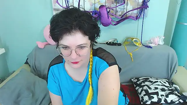 EverlyRays online show from 12-10-24, 07:37