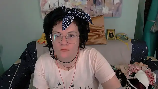 EverlyRays online show from 10-19-25, 06:52