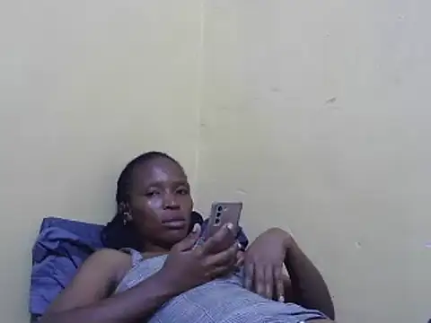 Snapshot of Smillie_prety chatting on 03-14-25, 05:46 Smillie prety online show from 03-14-25, 05:46