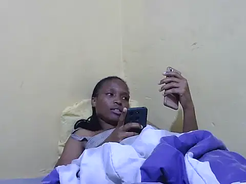 Snapshot of Smillie_prety chatting on 09-26-25, 07:07 Smillie prety online show from 09-26-25, 07:07