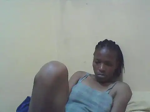 Snapshot of Smillie_prety chatting on 11-07-25, 03:28 Smillie prety online show from 11-07-25, 03:28