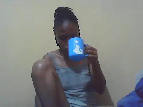 Snapshot of Smillie_prety chatting on 11-20-25, 04:56 Smillie prety online show from 11-20-25, 04:56