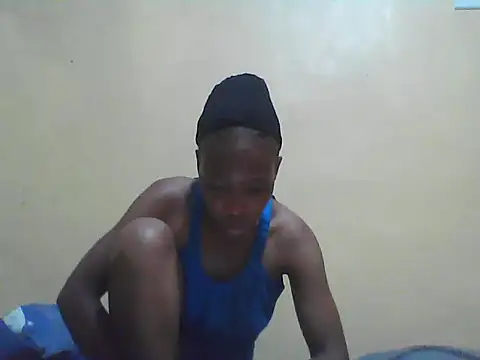 Snapshot of Smillie_prety chatting on 11-25-25, 03:50 Smillie prety online show from 11-25-25, 03:50