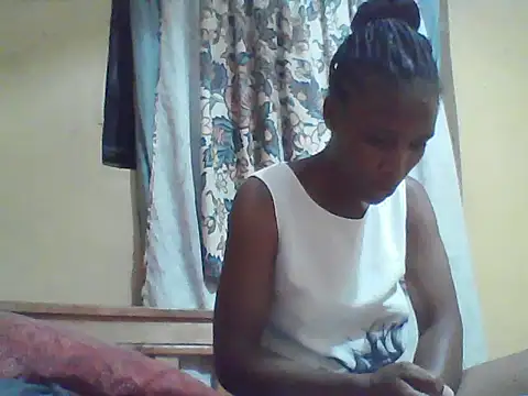 Snapshot of Smillie_prety chatting on 07-05-26, 05:42 Smillie prety online show from 07-05-26, 05:42