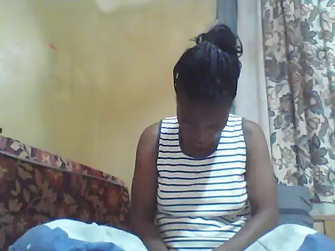 Snapshot of Smillie_prety chatting on 07-09-26, 05:33 Smillie prety online show from 07-09-26, 05:33