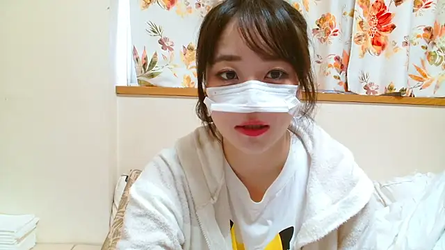 liliyRiSAcha-n online show from 03-28-26, 07:52