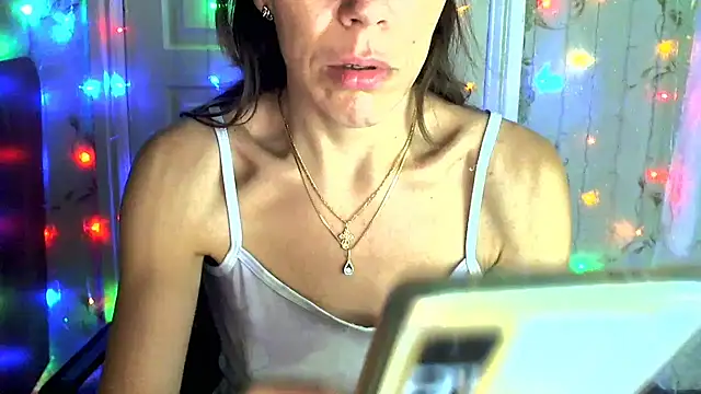 Ladywinter online show from 10-20-25, 03:12