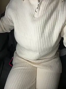 Snapshot of Mayoosh6 chatting on 02-14-25, 09:03 Mayoosh6 online show from 02-14-25, 09:03