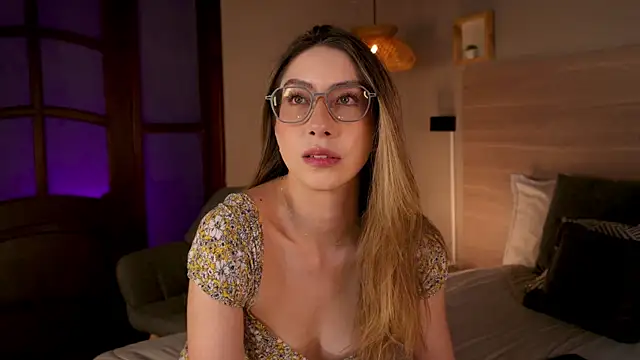 lua ferch   online show from 11-05-25, 01:22