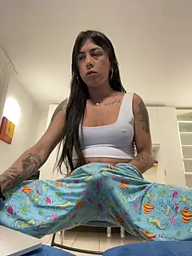 missdirtyhot  online show from 02-12-25, 11:07