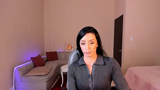 Kristen Garner online show from 05-25-26, 08:15