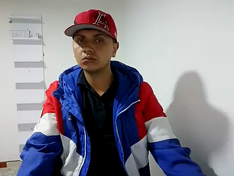 saraa foxxsquirt online show from 04-24-26, 04:48