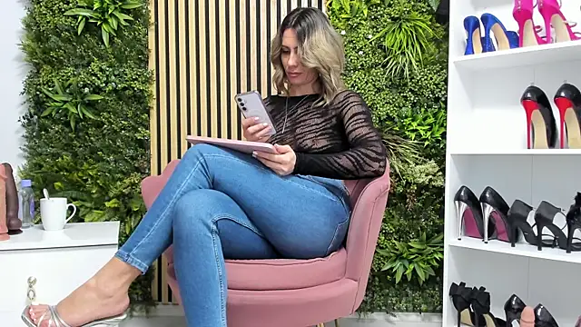 Snapshot of sweetcherry30 chatting on 02-12-26, 07:14 sweetcherry30 online show from 02-12-26, 07:14