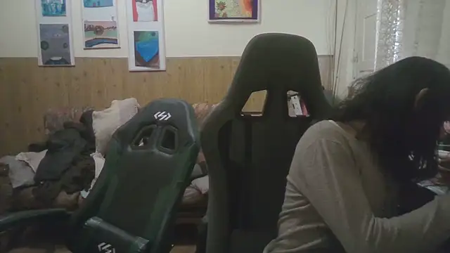 calliemaggotbone online show from 11-07-25, 10:59