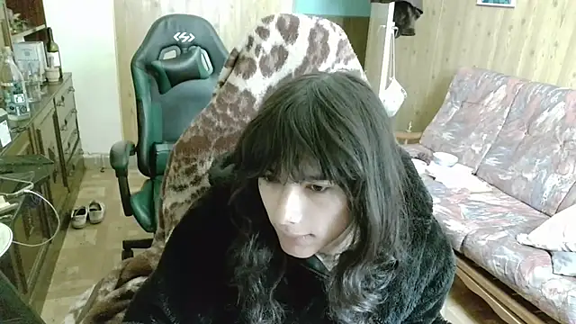 calliemaggotbone online show from 12-03-25, 10:57