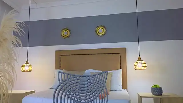 riley sierra online show from 12-23-24, 07:09