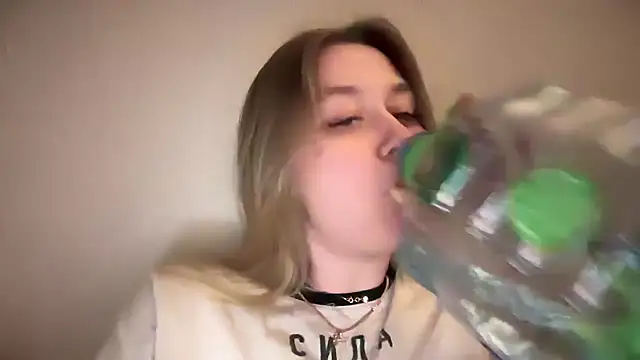 Isabel-Bailey online show from 12-22-24, 08:47