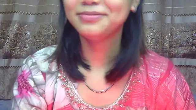 Snapshot of cute_sapna chatting on 10-17-25, 10:45 cute sapna online show from 10-17-25, 10:45