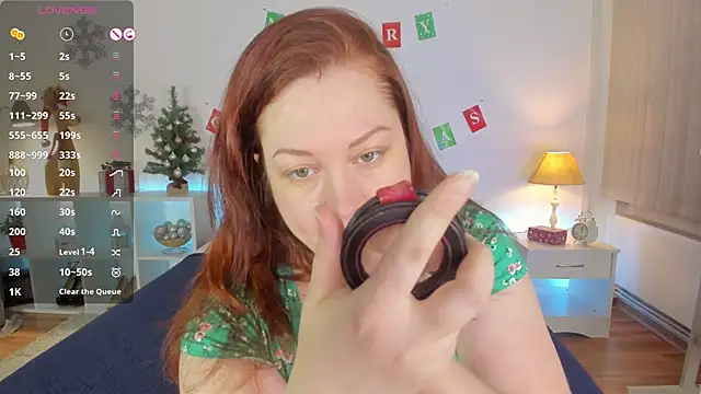 Snapshot of CutieGinger chatting on 12-29-24, 07:22 CutieGinger online show from 12-29-24, 07:22