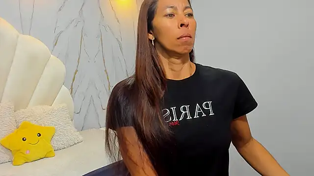 Snapshot of Rosalinda_Cortez chatting on 12-05-24, 03:50 Rosalinda Cortez online show from 12-05-24, 03:50