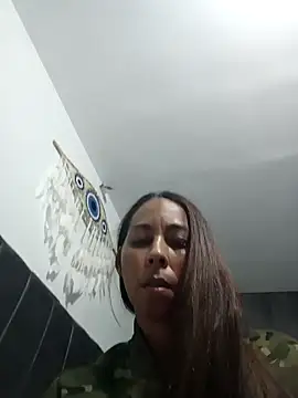 Snapshot of Rosalinda_Cortez chatting on 01-01-25, 12:00 Rosalinda Cortez online show from 01-01-25, 12:00