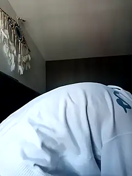 Snapshot of Rosalinda_Cortez chatting on 01-01-25, 04:50 Rosalinda Cortez online show from 01-01-25, 04:50