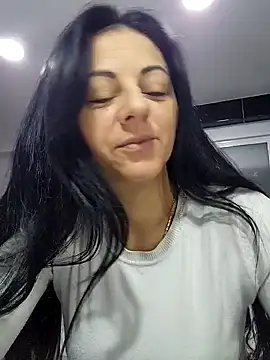 bruneta sexy23 online show from 02-11-25, 04:44
