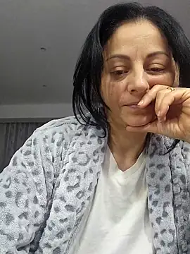 Snapshot of bruneta_sexy23 chatting on 02-08-26, 06:39 bruneta sexy23 online show from 02-08-26, 06:39