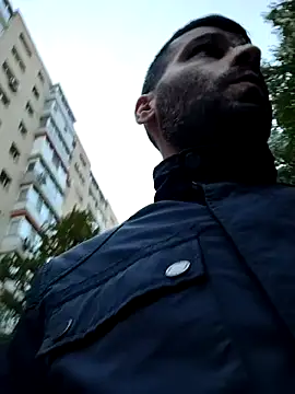 J0nyhson online show from 09-30-25, 04:01