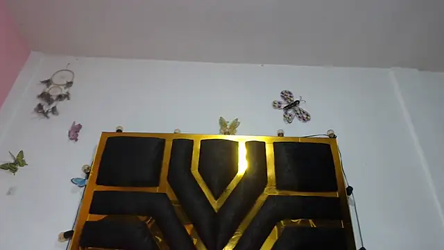 Helennahot online show from 09-19-25, 12:17