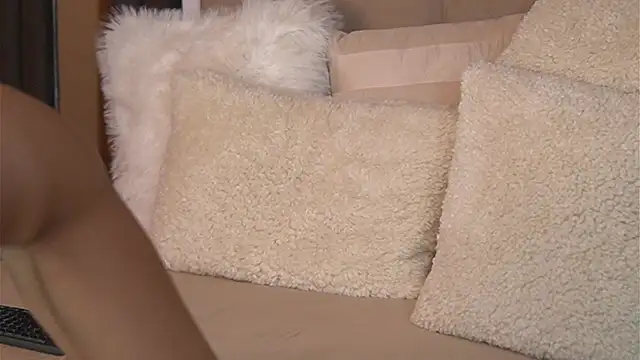 Snapshot of AnaisBellas chatting on 12-09-24, 11:34 AnaisBellas online show from 12-09-24, 11:34