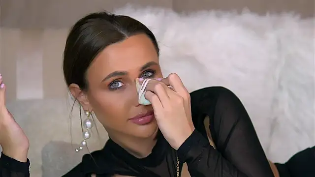 Snapshot of AnaisBellas chatting on 01-03-25, 12:33 AnaisBellas online show from 01-03-25, 12:33